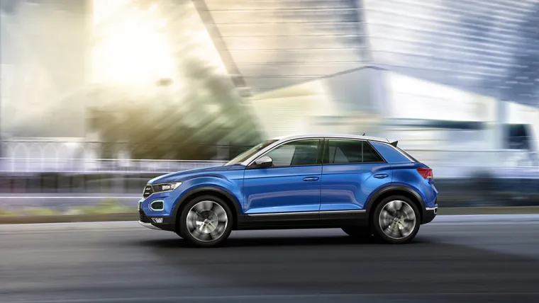 PROUČITE GA SA SVIH STRANA: Volkswagen T-Roc unosi dašak svježine u klasu kompaktnih SUV vozila