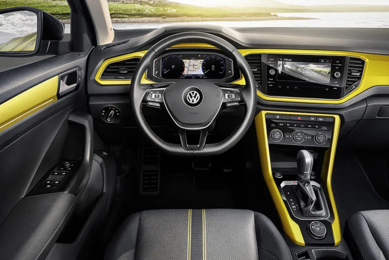 PROUČITE GA SA SVIH STRANA: Volkswagen T-Roc unosi da&scaron;ak svježine u klasu kompaktnih SUV vozila