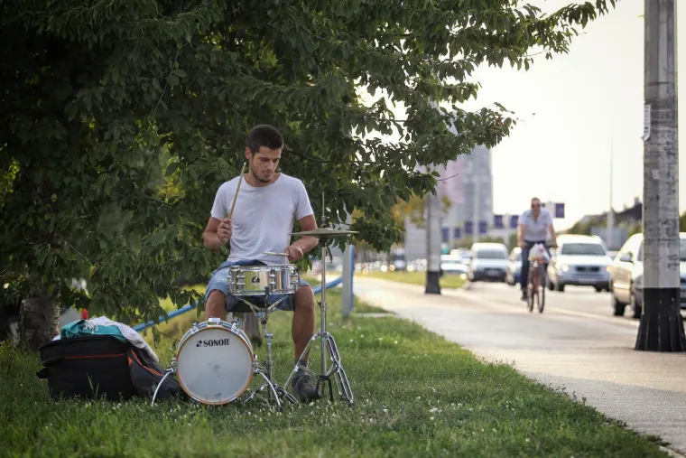 Zbog prigovora susjede Ivan Marinović vježba na križanju Hrgovića i Zagrebačke avenije
