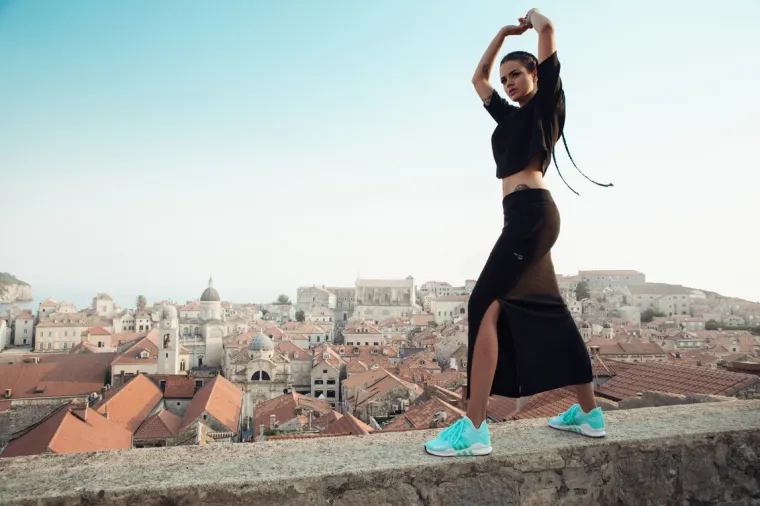Adidas vraća integritet u modu novom kolekcijom EQT tenisica koja je autentična i ne podliježe trendovima koji umanjuju funkcionalnost.
