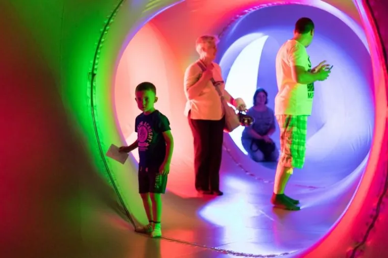 SVJETSKA ATRAKCIJA NA &Scaron;PANCIRFESTU: Posjetitelji uživaju u nesvakida&scaron;njim igrama svjetla i boja