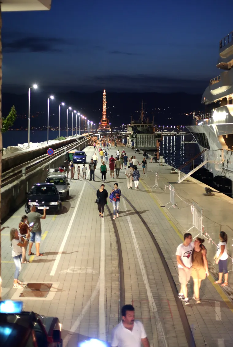 Rijeka: građani i vatrogasci odali počast vatrogascima stradalim prije 10 godina na Kornatima