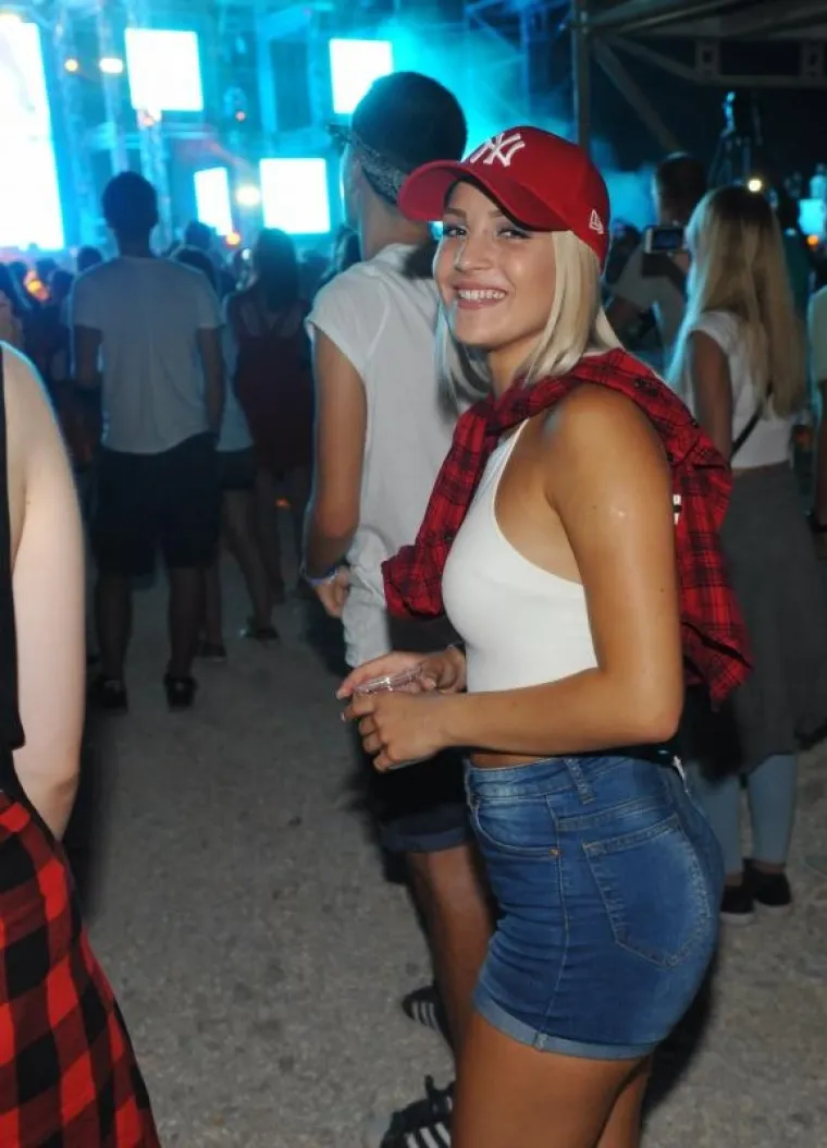 WILL SMITH I DJ JAZZY JEFF ZAPALILI POREČ: 'Princ iz Bel Aira' i njegov prijatelj rasplesali publiku, evo kako je bilo