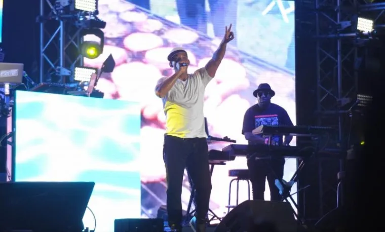 WILL SMITH I DJ JAZZY JEFF ZAPALILI POREČ: 'Princ iz Bel Aira' i njegov prijatelj rasplesali publiku, evo kako je bilo