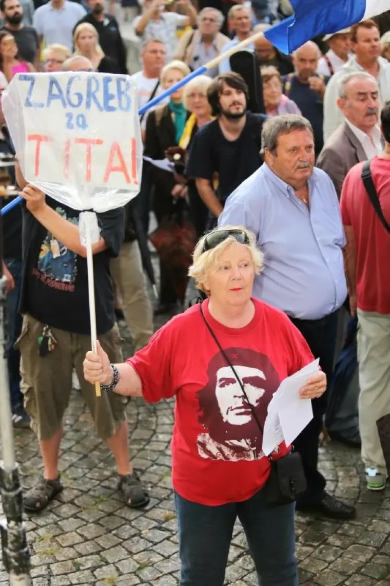 Prosvjed protiv uklanjanja imena mar&scaron;ala Tita u organizaciji inicijative 'Antifa&scaron;izam je moj izbor'