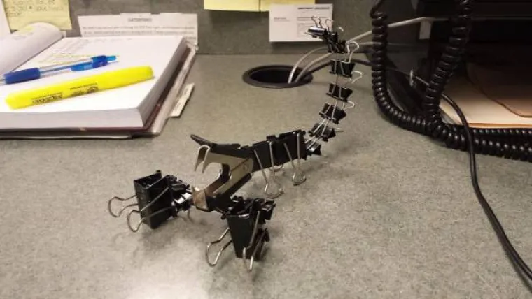 UMIRALI OD DOSADE NA POSLU PA PODUZELI NE&Scaron;TO: Ljudi postanu stvarno kreativni kad im se ne da raditi