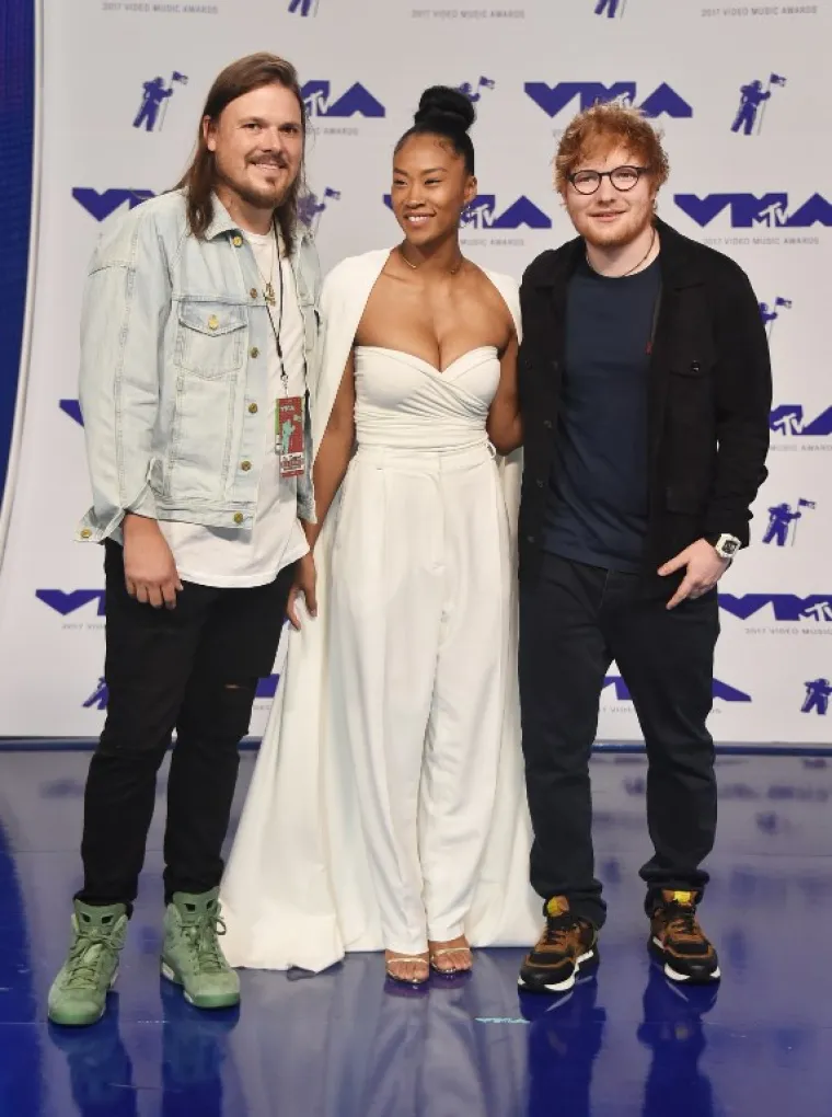 Jennie Pegouskie i Ed Sheeran