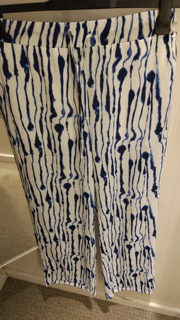 Hlače, H&amp;M, 70,00 kuna