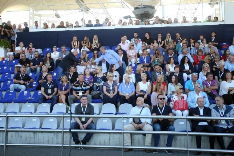 SPEKTAKL U ZAGREBU: Pogledajte sjajne prizore s Hanžekovićevog memorijala