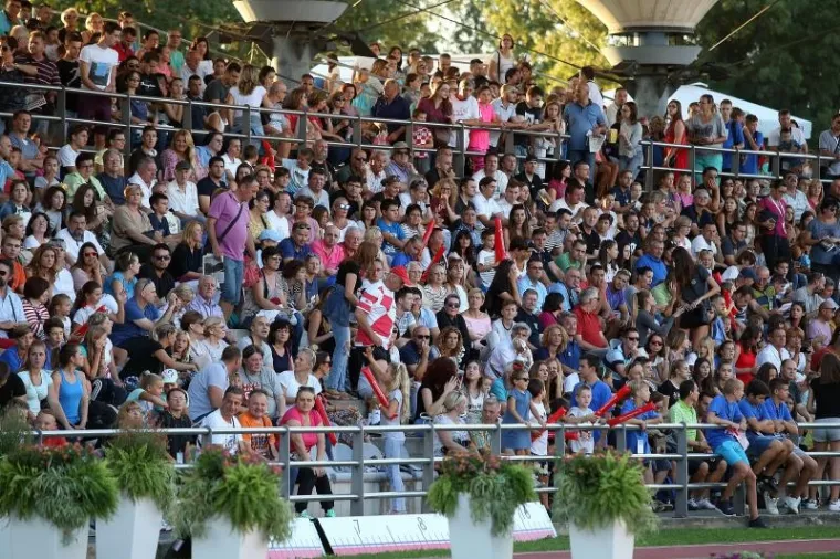SPEKTAKL U ZAGREBU: Pogledajte sjajne prizore s Hanžekovićevog memorijala