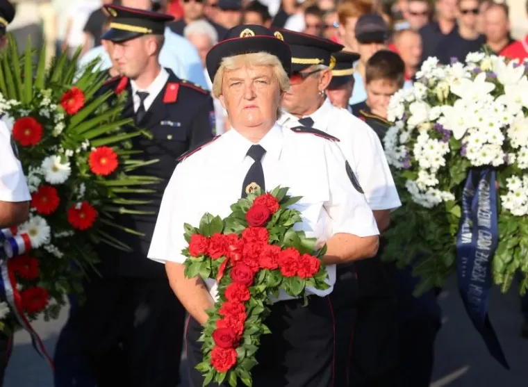 SJEĆANJE NA HEROJE: Mimohodom u Tisnom odana počast vatrogascima poginulima na Kornatima