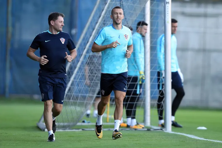 DRIL SE NASTAVLJA, NEMA MJESTA OPU&Scaron;TANJU: Vatreni se spremaju za Kosovo