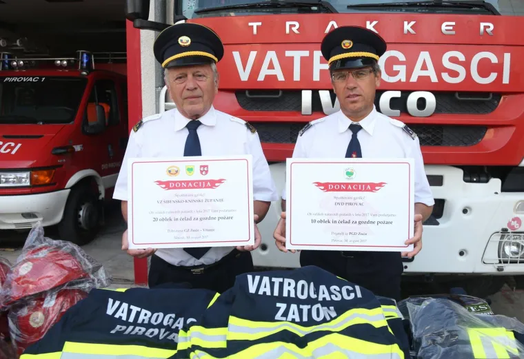 Velika gesta slovenskih vatrogasaca: kolegama iz Pirovca darovali opremu