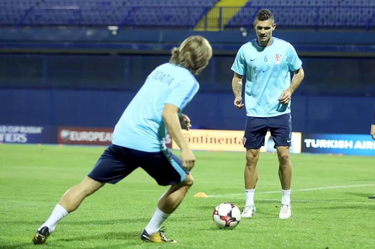 S VELIKOM DOZOM OPREZA: Ovako se Vatreni pripremaju za utakmicu protiv Kosova