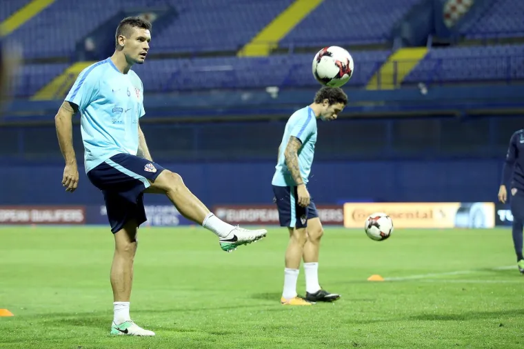 S VELIKOM DOZOM OPREZA: Ovako se Vatreni pripremaju za utakmicu protiv Kosova