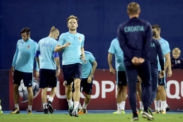 S VELIKOM DOZOM OPREZA: Ovako se Vatreni pripremaju za utakmicu protiv Kosova