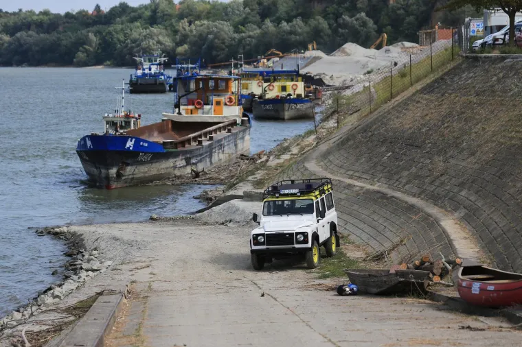 Iz Dunava izvučeno tijelo dijeteta, traga se za jo&scaron; jednom osobom, najvjerojatnije majkom