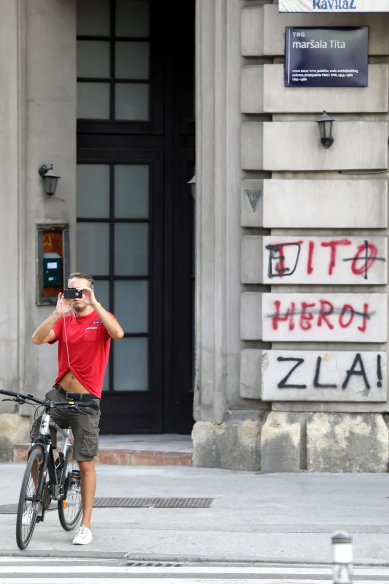 U tri retka stala priča o ideološkim, političkim i svjetonazorskim prijeporima