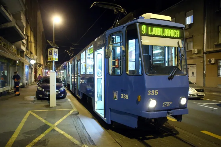 Sudar dva tramvaja i automobila na Tratinskoj: ima ozlijeđenih ljudi