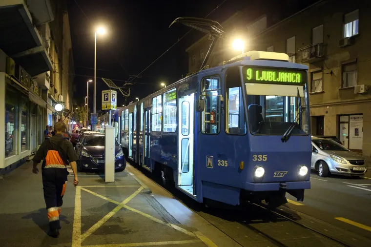 Sudar dva tramvaja i automobila na Tratinskoj: ima ozlijeđenih ljudi
