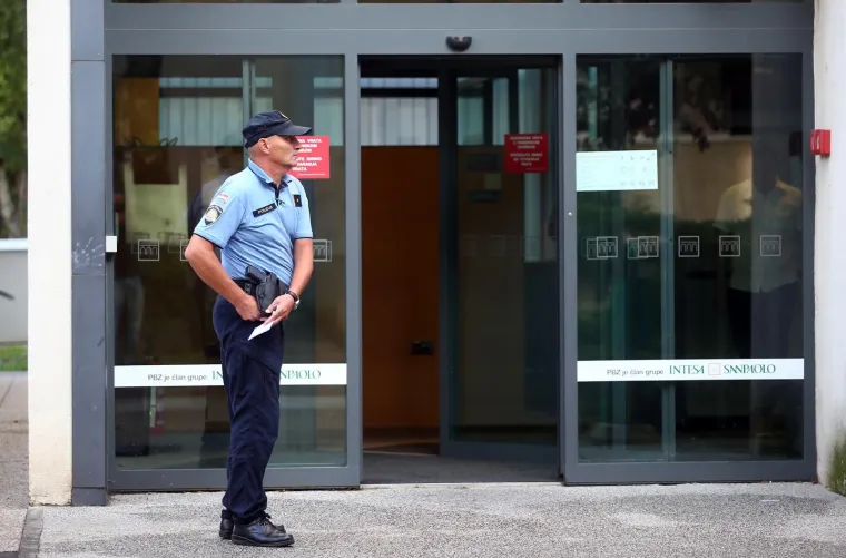 Opljačkana banka u Zagrebu: razbojni&scaron;tvo izvr&scaron;eno verbalnom prijetnjom