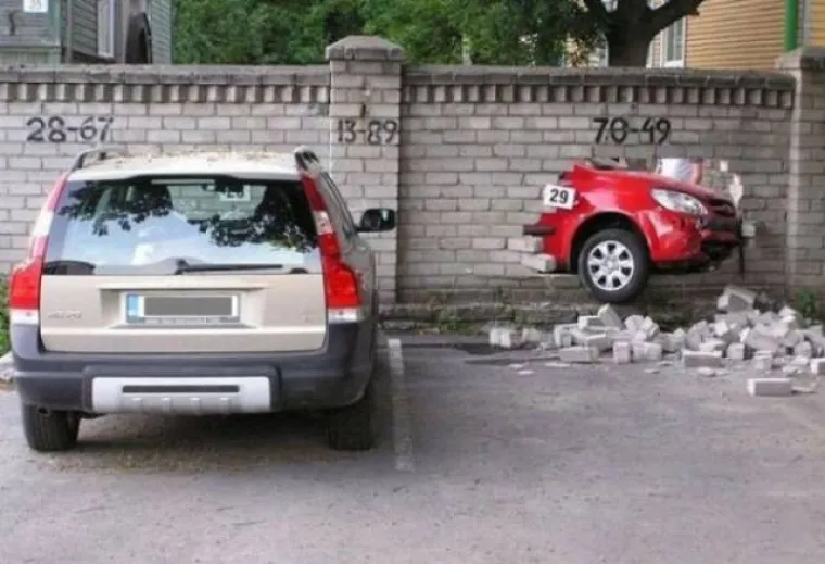 NESPOSOBNI SU DO BOLI, TKO IM JE DAO VOZAČKU? Njihove akrobacije mogu izvesti samo najveći antitalenti