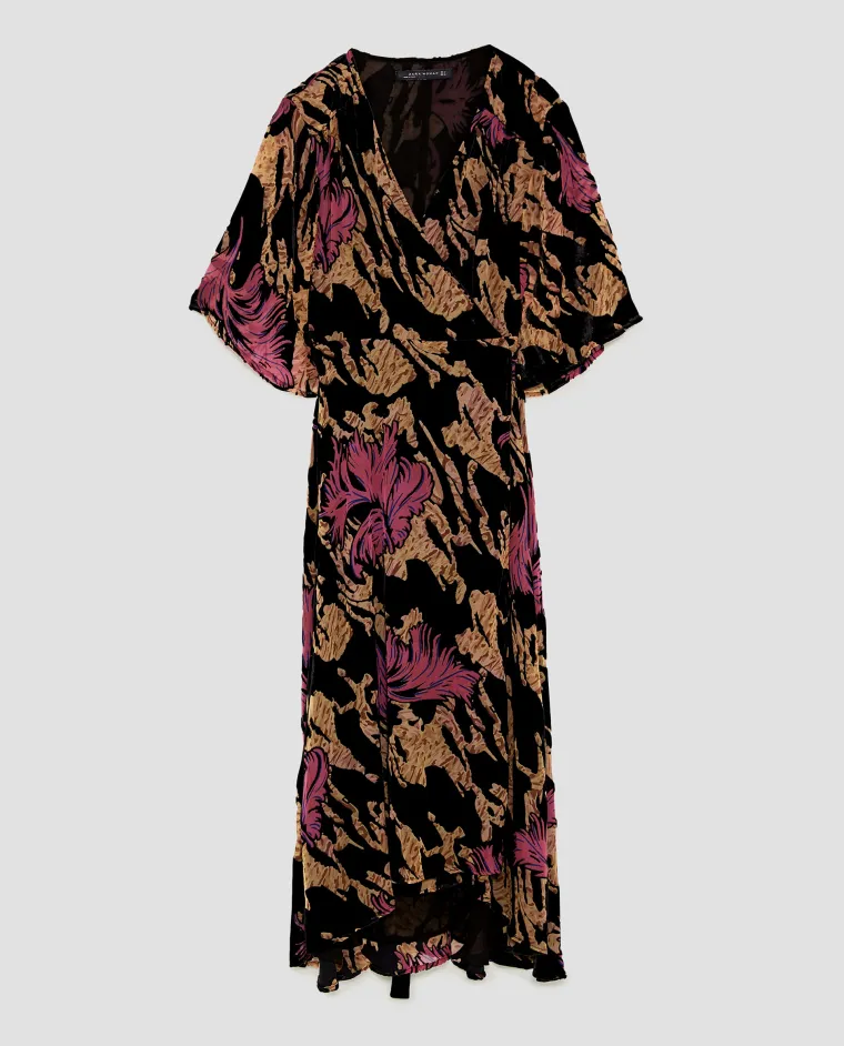 Midi haljina od baršuna, Zara, 399,90 kuna