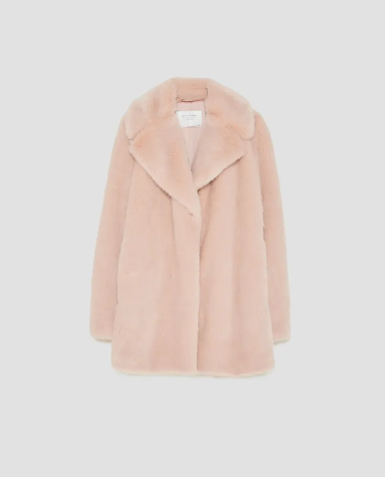 Kaput krznene teksture, Zara, 599,90 kuna
