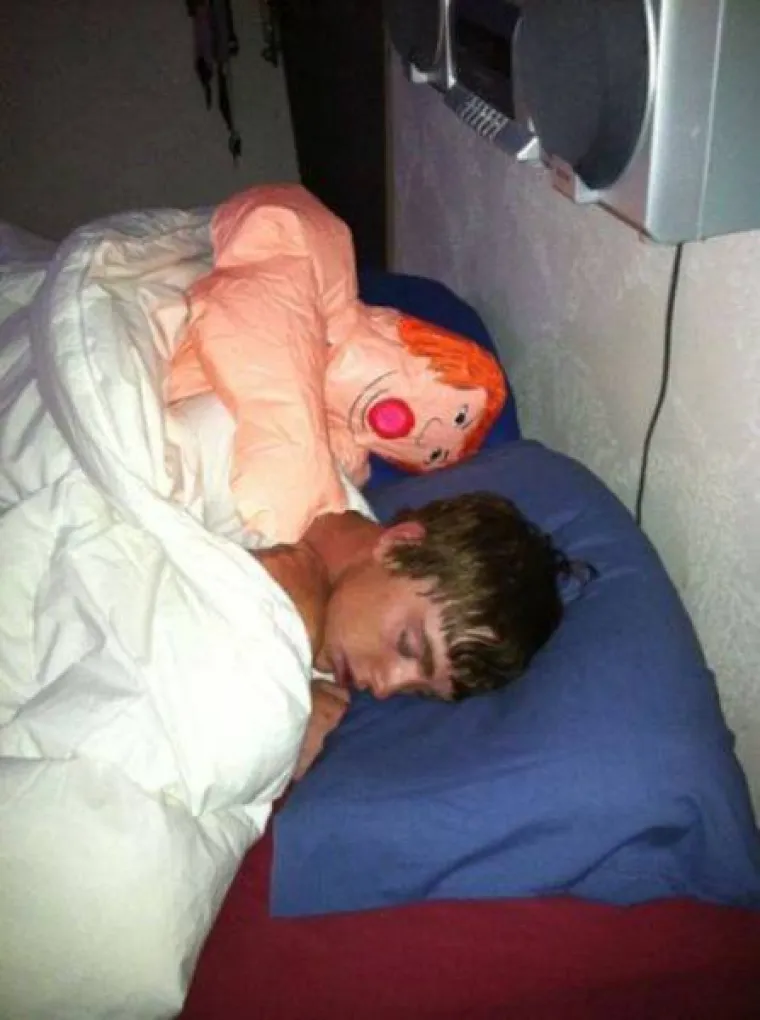 JESTE LI IKAD BILI OVAKO PIJANI? Imamo osjećaj da im ovo nije prvi put da misle: 'Vi&scaron;e nikad neću piti'