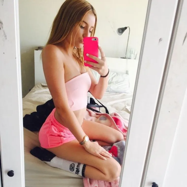 MALO JE ZAHLADILO: Zima im je, a vole pokazivati sve svoje draži pa su na&scaron;le zanimljivo rje&scaron;enje