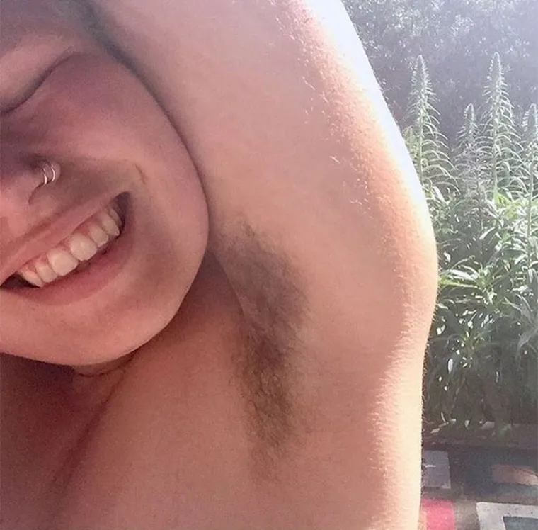 DLAKAVA LJEPOTICA: Fitness model Morgan Mikenas zadnji se put obrijala početkom 2016., pogledajte posljedice