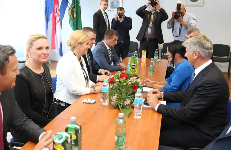 Predsjednica u posjeti ličkim gradovima i općinama