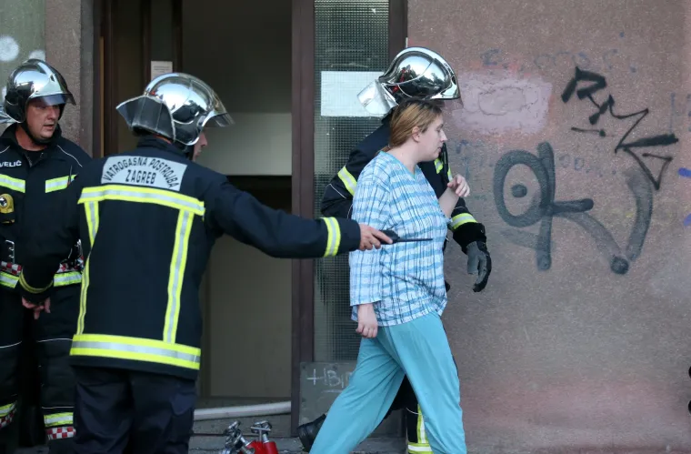 Vatrogasci ugasili požar koji je izbio u zgradi u ulici Josipa Hanu&scaron;a