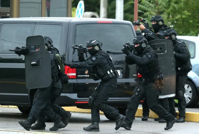 27. OBLJETNICA OSNUTKA ANTITERORISTIČKE JEDINICE LUČKO: Specijalci na vježbi pokazali spremnost