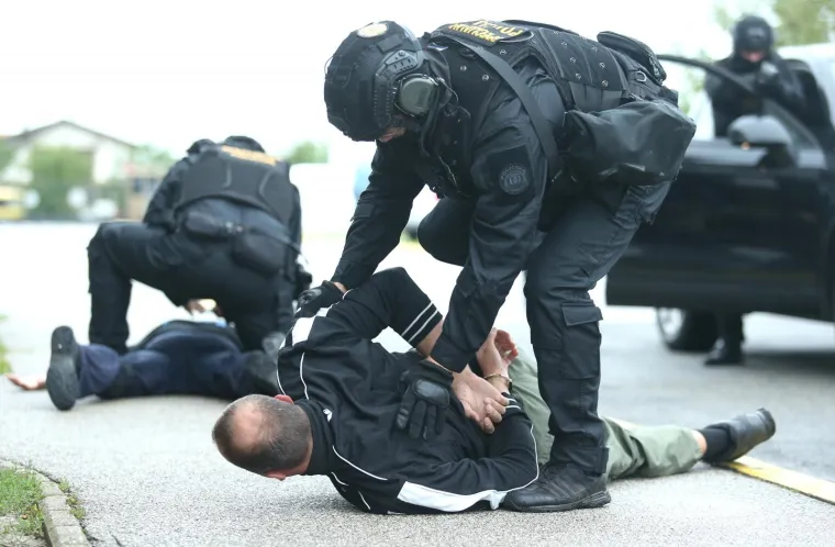 27. OBLJETNICA OSNUTKA ANTITERORISTIČKE JEDINICE LUČKO: Specijalci na vježbi pokazali spremnost