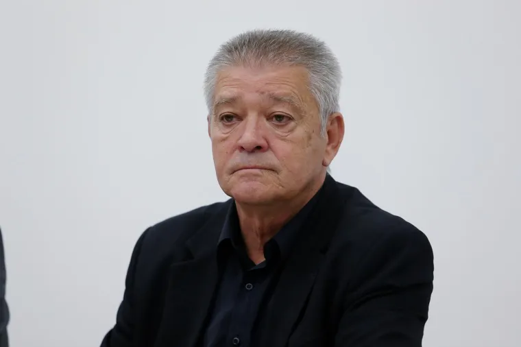 IZVANREDNA KONFERENCIJA HOS-A: Potvrđeno premještanje ploče s natpisom 'Za dom spremni'