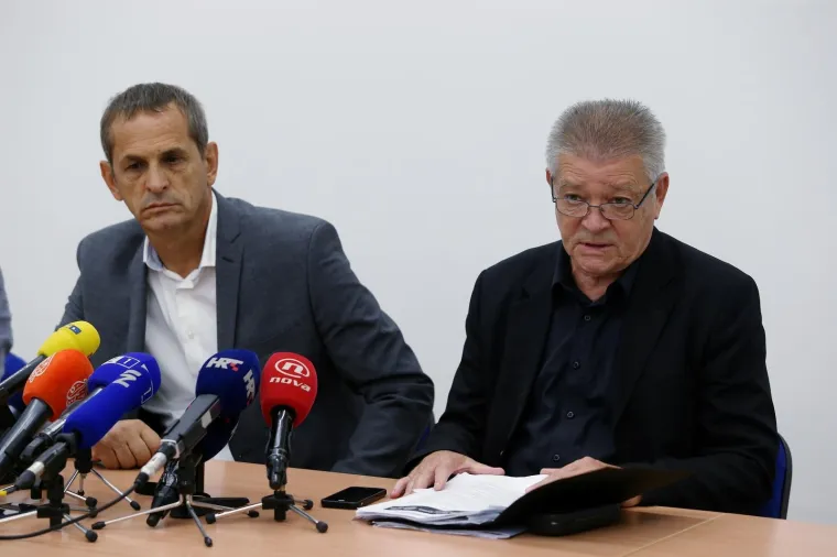 IZVANREDNA KONFERENCIJA HOS-A: Potvrđeno premještanje ploče s natpisom 'Za dom spremni'