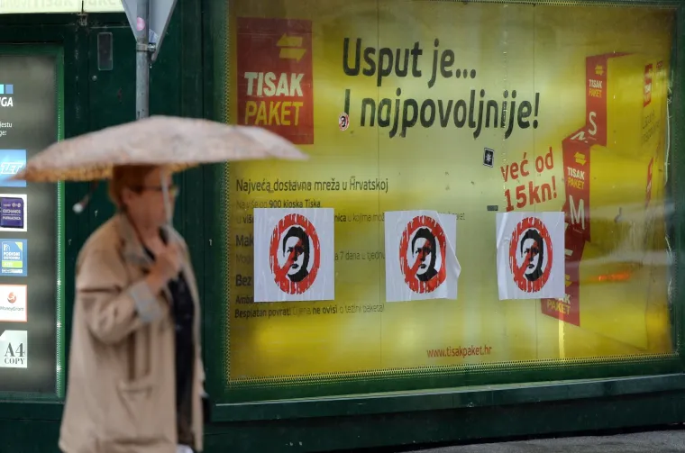 Ulice Zagreba osvanule oblijepljene naljepnicama s prekriženom glavom Zdravka Mamića