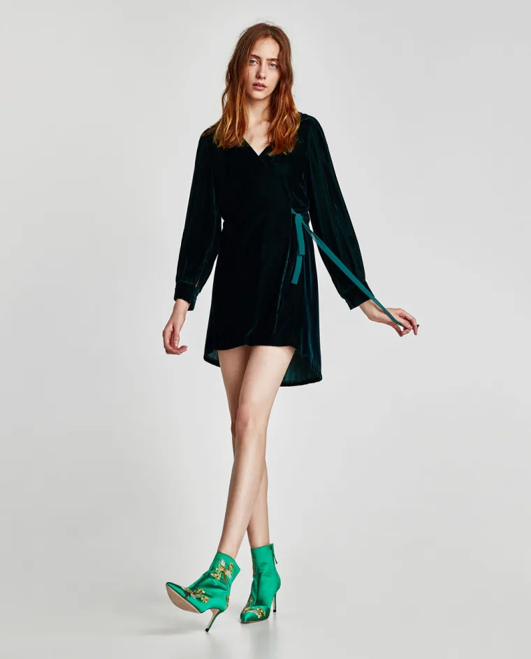 Baršunasta haljina s kapuljačom, Zara, 299,90 kuna