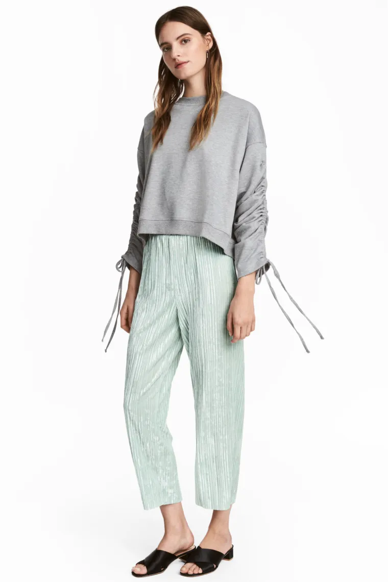 Bar&scaron;unaste hlače, H&amp;M, 89,90 kuna