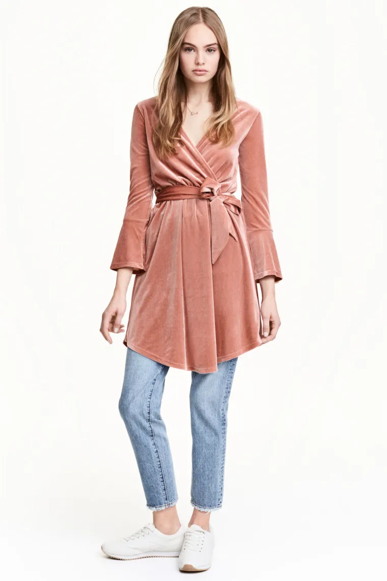 Bar&scaron;unasta haljina s vezanjem u struku, H&amp;M, 112,42 kune