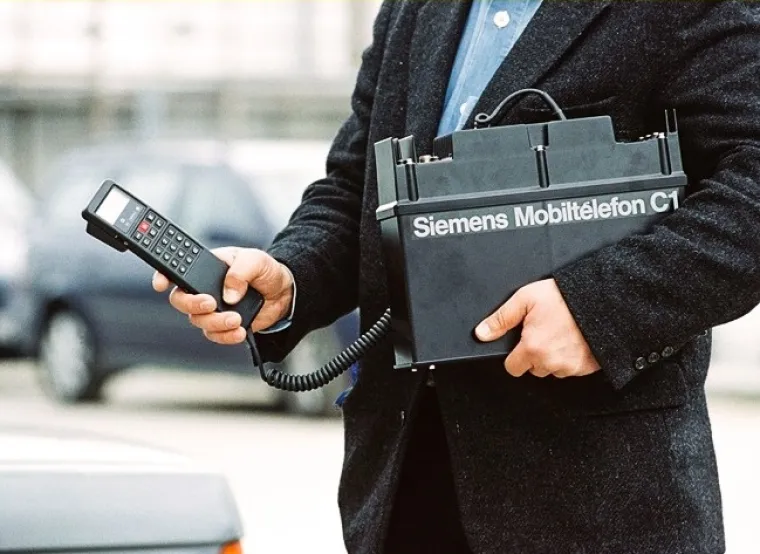 Prvi Siemensov mobitel
