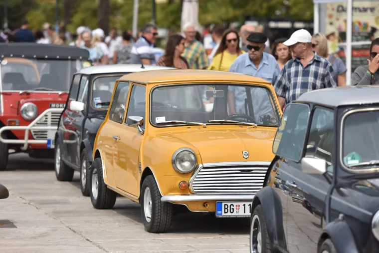 &Scaron;ibenik: na susretu ljubitelja Mini Morisa okupilo se preko 30 automobila iz cijele Europe