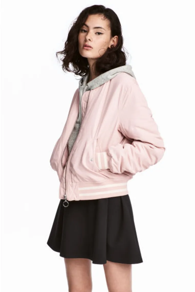 H&amp;M, cijena: 216,08 kuna