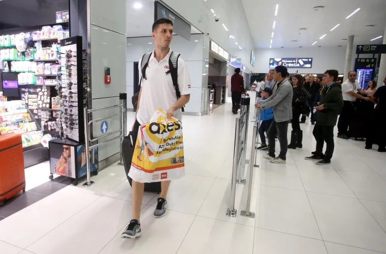 STIGLI HRVATSKI KO&Scaron;ARKA&Scaron;I: Nadali smo se da će fotografije s povratka biti puno veselije, no&hellip;