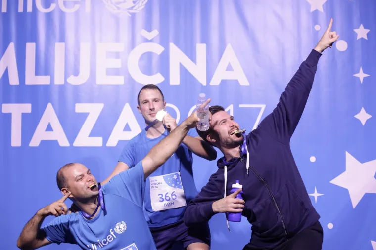 Utrka Mliječna staza - za najmanje i najmlađe trčalo i oko 400 djece