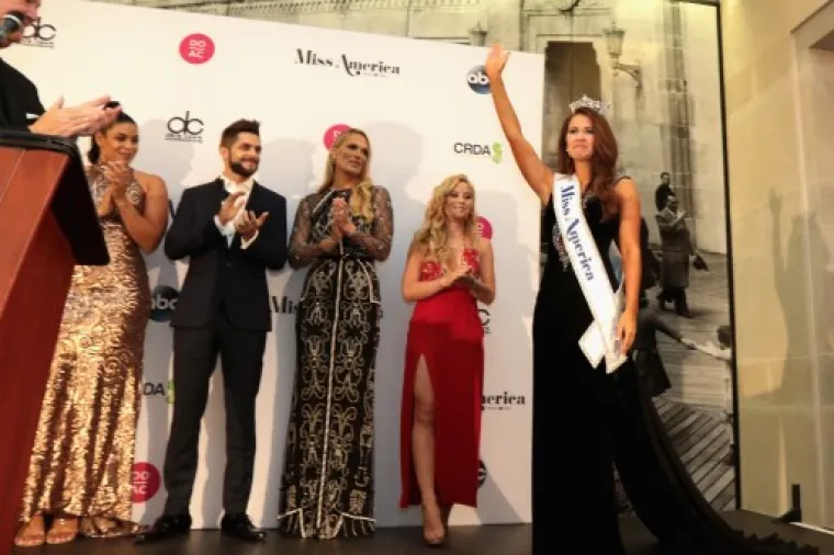 MISS SJEVERNE DAKOTE PRVI PUT U POVIJESTI POSTALA MISS AMERIKE: Predivna Cara je pomela konkurenciju