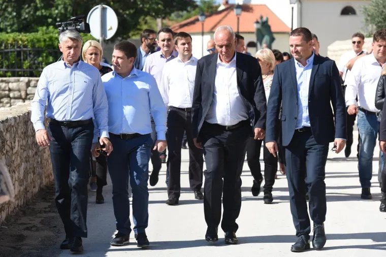 Ministri obi&scaron;li poplavljena područja u Zadarskoj županiji: Vlada najavila paket cijelovite pomoći