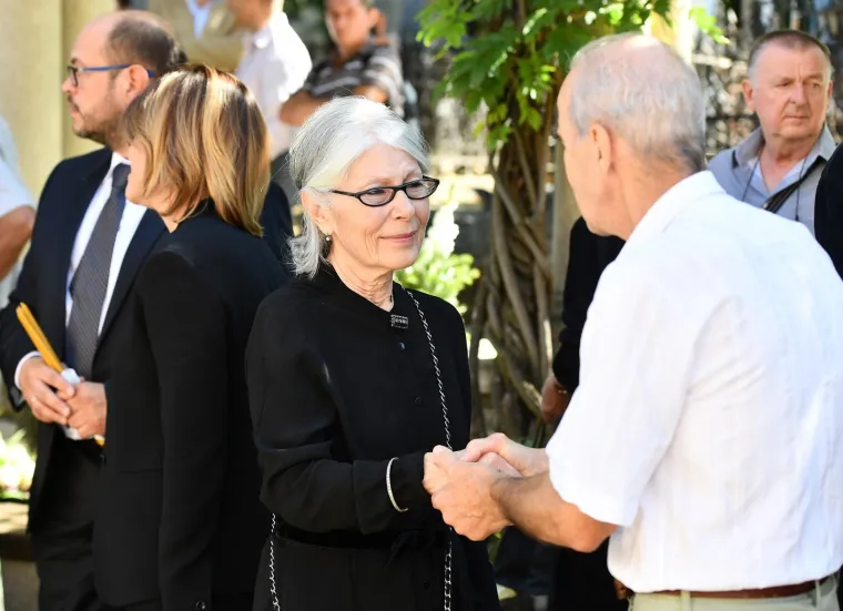 ZBOGOM, SMOKI: Kolege i prijatelji ispratili Ljubišu Samardžića na vječni počinak, glumčeva obitelj je neutješna