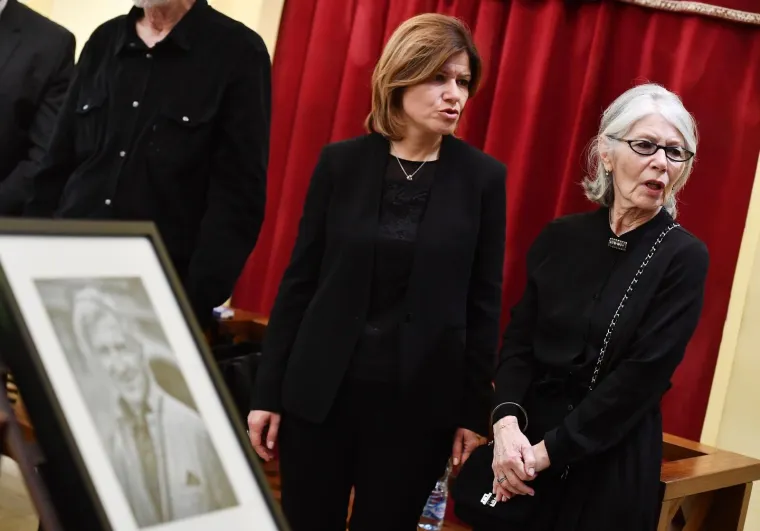 ZBOGOM, SMOKI: Kolege i prijatelji ispratili Ljubišu Samardžića na vječni počinak, glumčeva obitelj je neutješna